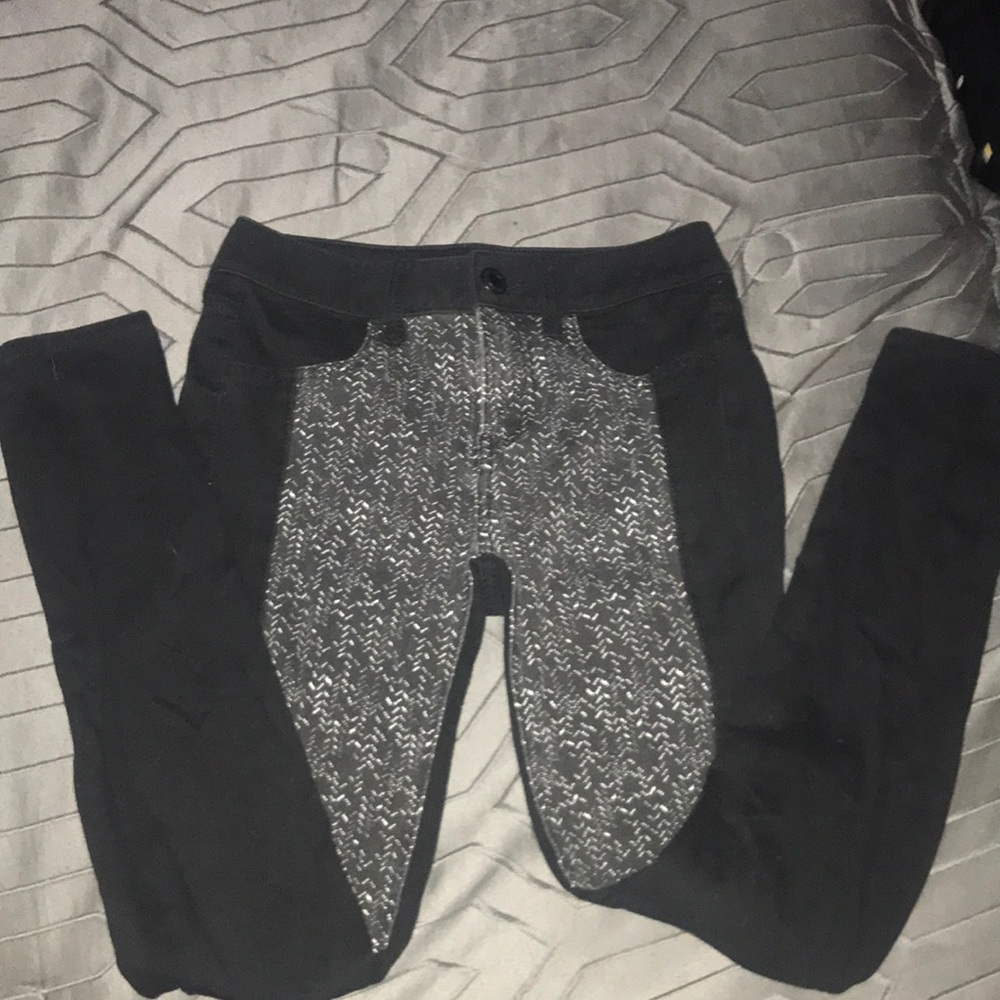 Skinny jeans
